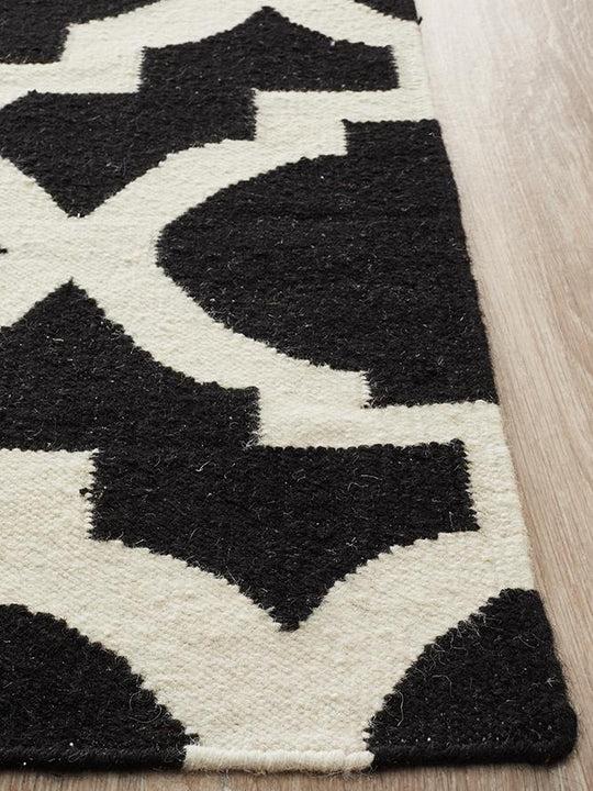 Nellie Trellis Rug